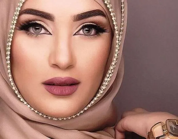 Дизайн бровей арабской принцессы