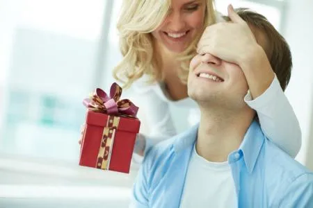 Что подарить мужчине на День рождения: 50 лучших идей подарков. Что можно мужчине подарить на день рождения 26