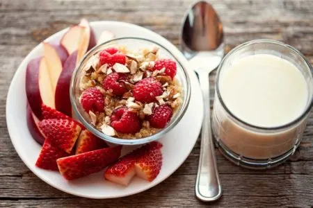 Как нужно правильно завтракать. Советы эксперта. Что едим на завтрак 21