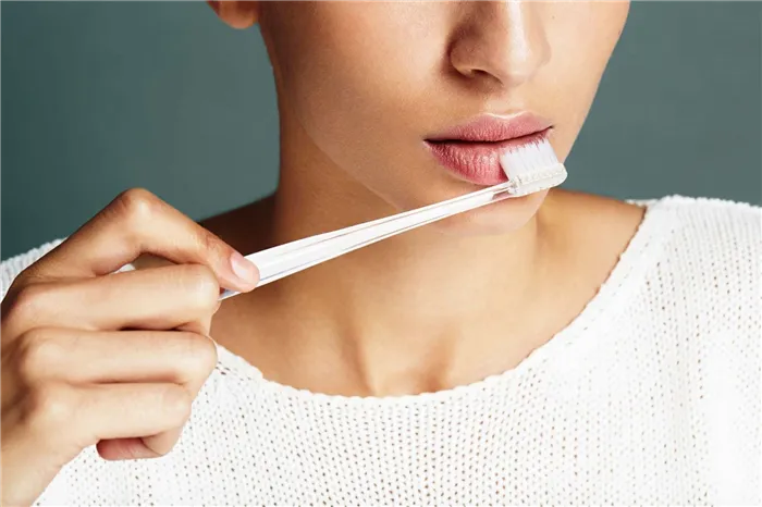 Как сделать домашний скраб для улучшения состояния губ. Как пользоваться скрабом для губ 33