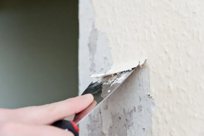 Ценные рекомендации, как убрать старую краску со стен. Как снять краску со стены 34