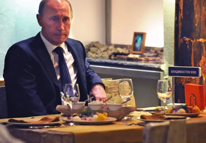 5 фактов о гастрономических предпочтениях Владимира Путина, которые он предпочитает не афишировать. Какое любимое блюдо ли 10