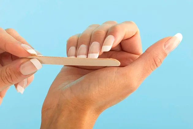 Как подпиливать ногти - лучшие практики. Как правильно пилить ногти 15