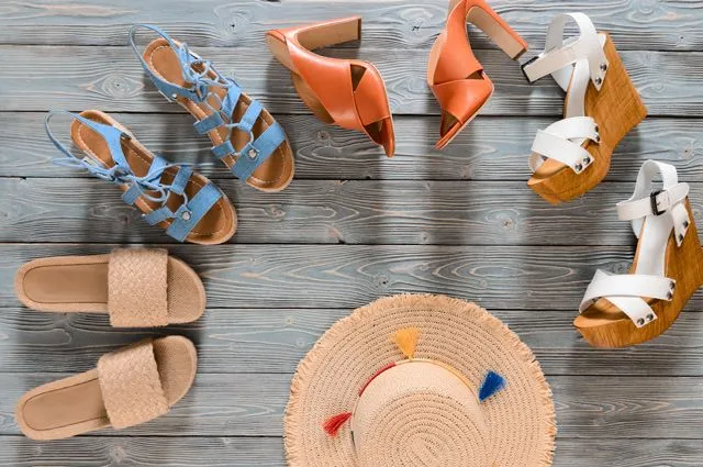 Открытая пятка — к сутулости, шпилька — к варикозу. Как выбрать обувь летом. Как выбрать летнюю обувь 6