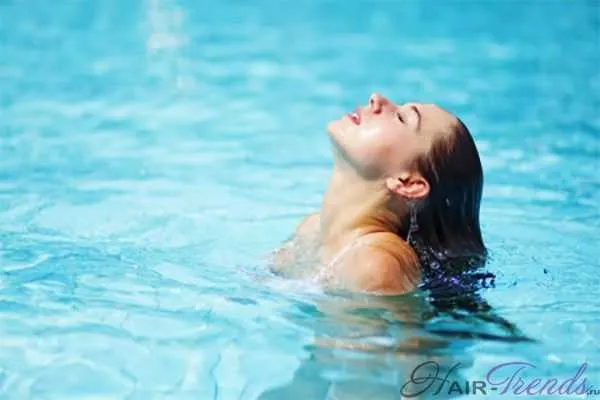 Как защитить волосы в бассейне от хлорки. Как защитить волосы в бассейне? 36