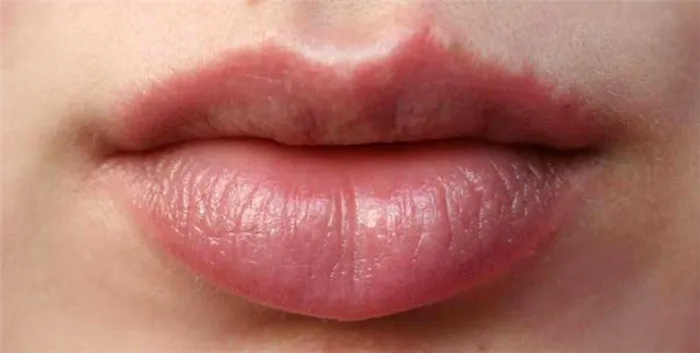 11 секретов яркого макияжа губ. Как сделать губы розовыми? 43