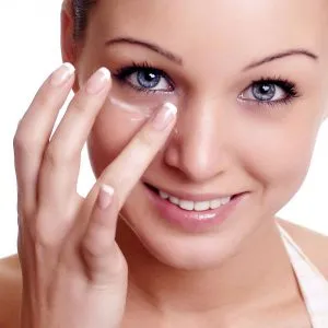 Крем для кожи вокруг глаз: основы правильного выбора. Как выбрать крем для глаз? 9