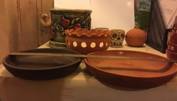 Что такое сковорода кеци и как выбрать глиняную посуду для дома. Посуда из красной глины как пользоваться. 1