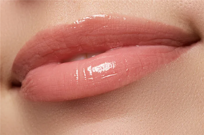 Как правильно красить губы — раскрываем секреты макияжа. Как красиво накрасить губы. 13