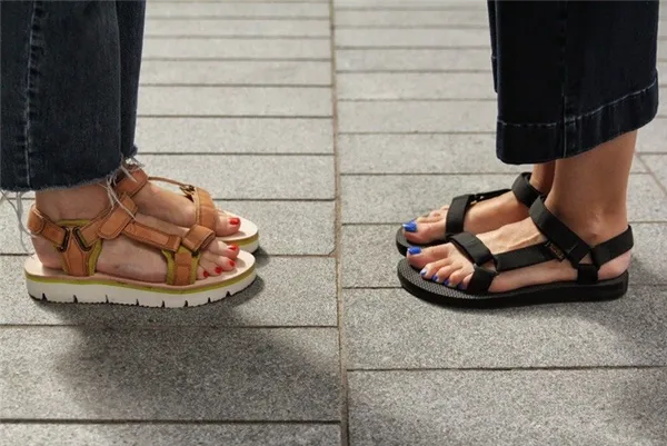 Будут в моде и летом 2023 года: 6 стильных пар обуви, которые можно купить за бесценок. Какие сандалии в моде летом 2023. 15